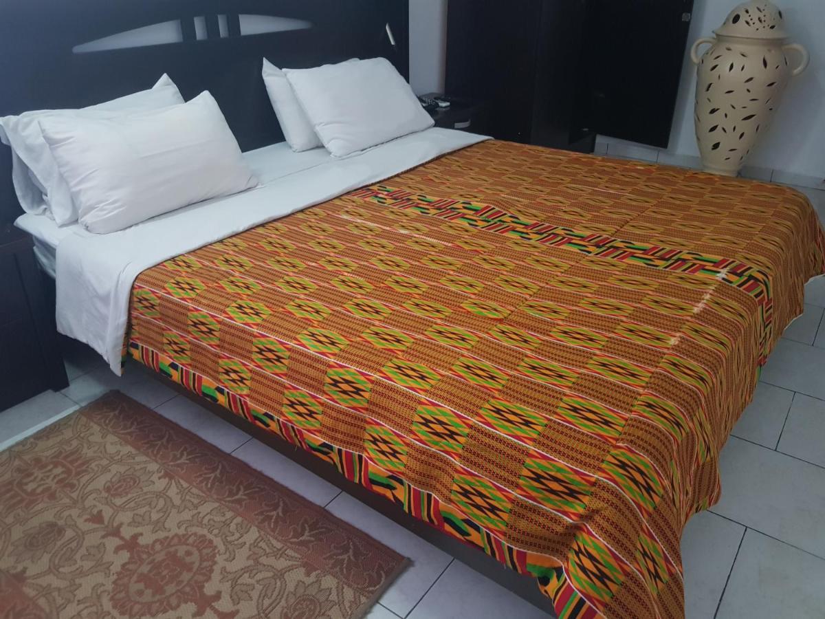 Residences Touristhotel Abidjan Exterior foto
